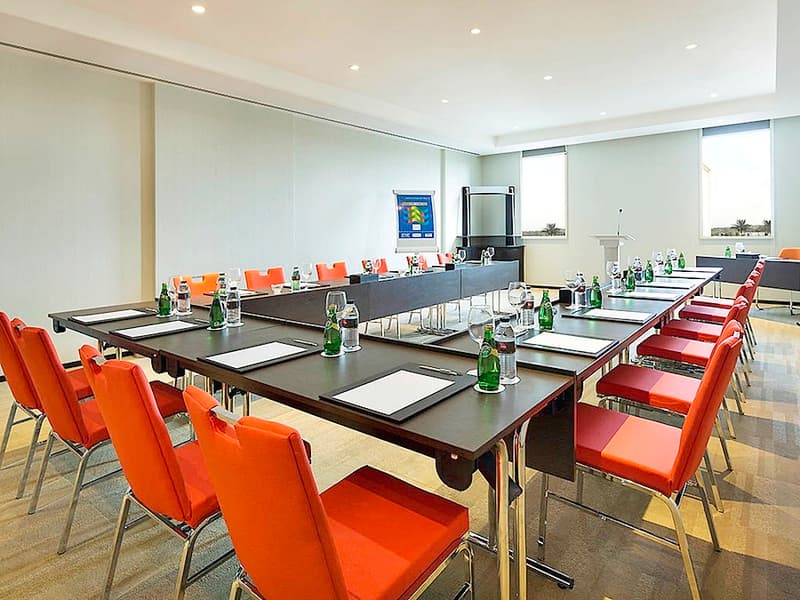 Ibis One Central 2