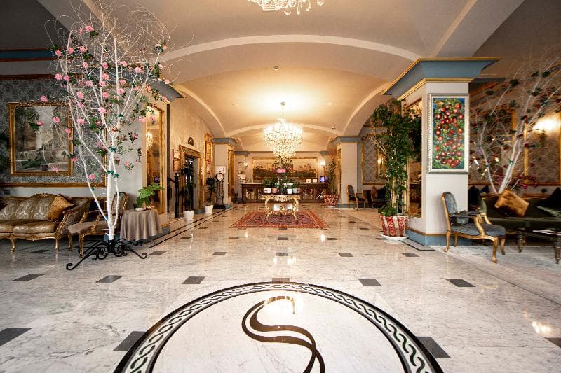 Sapphire City Hotel 3