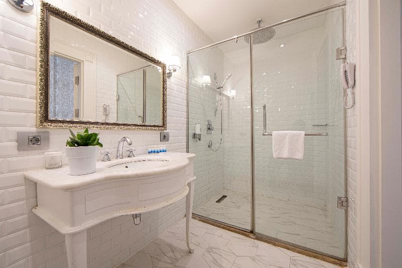 Sapphire City Hotel 5