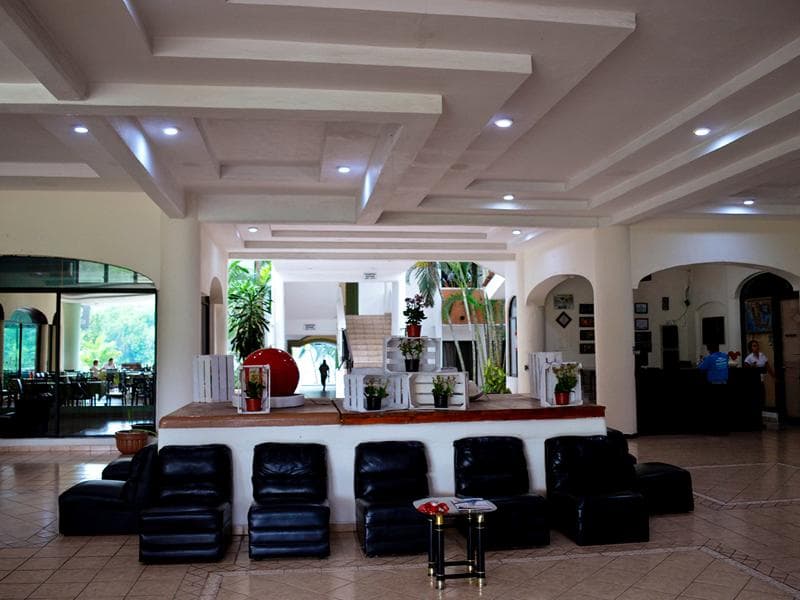 Hotel Costa Brava Manzanillo 3