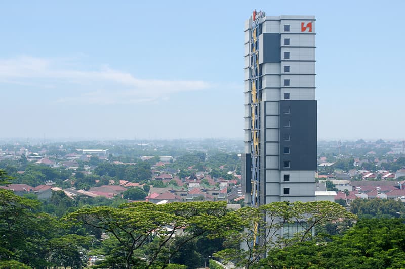 Swiss Belinn Simatupang photo 1