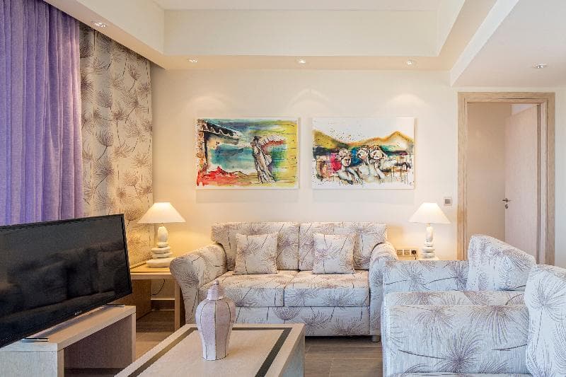 Princess Kyniska Suites 4