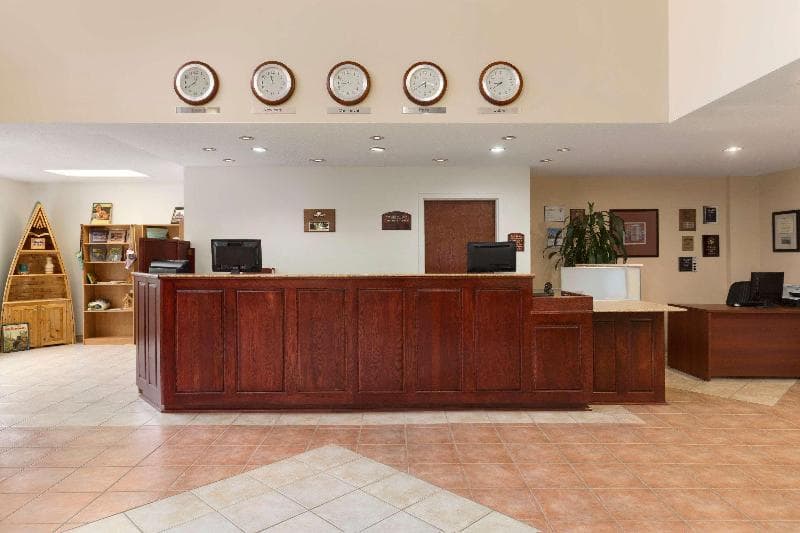 Days Inn By Wyndham Oromocto Conference Centre 5