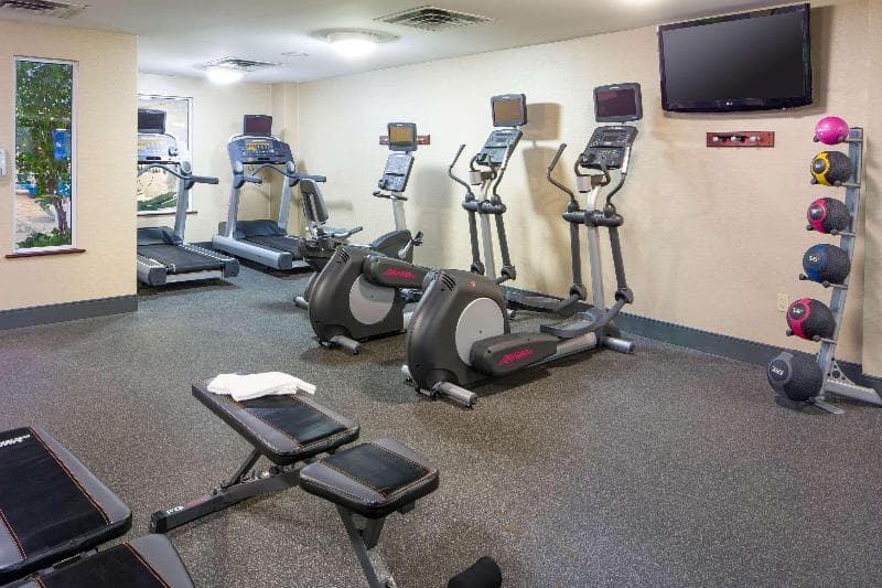 Comfort Inn & Suites Near Burke Mountain 2