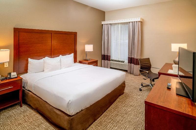 Comfort Inn Grundy 4