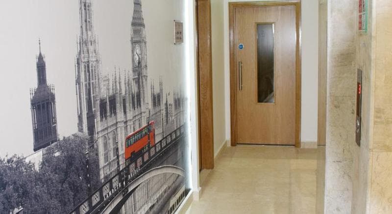 Lion & Key Hotel 4