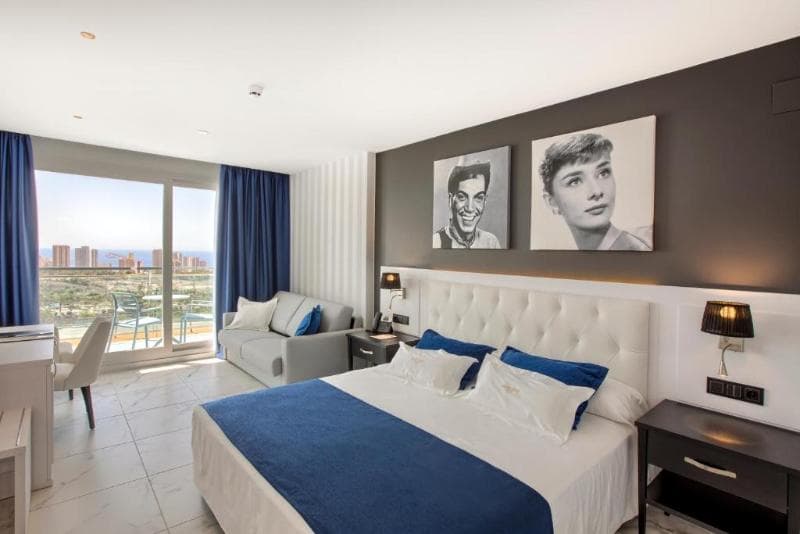 Grand Luxor Hotel 4