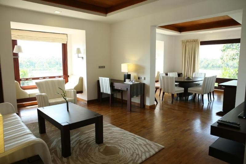 The Raviz Resort & Spa Ashtamudi 5