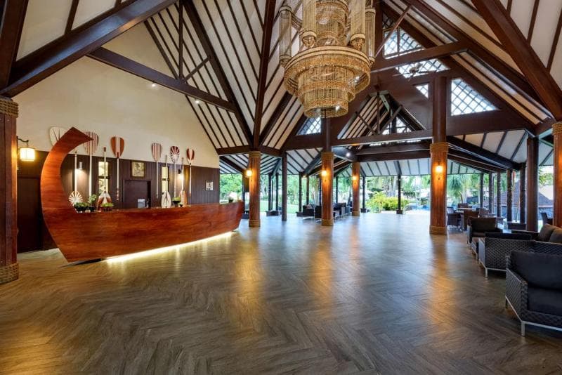 Sheraton Samoa Beach Resort 2