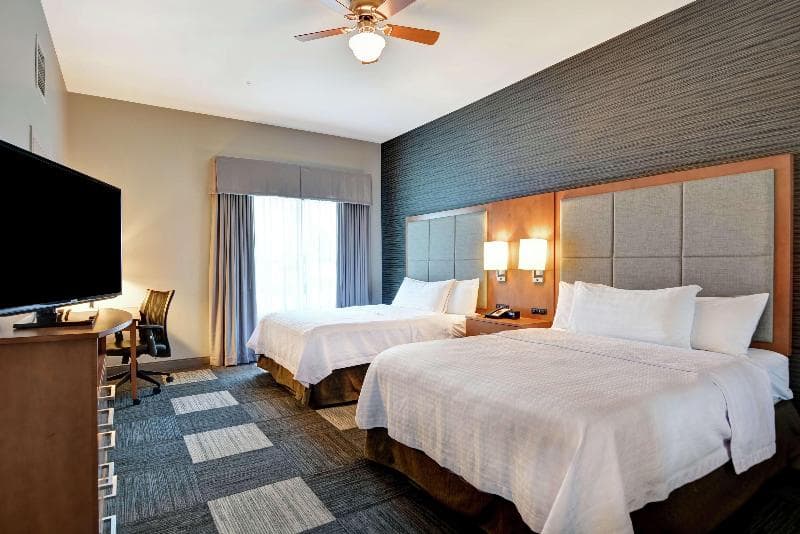 Homewood Suites by Hilton TechRidge Parmer @ I-35 5