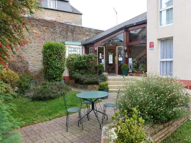 Best Western Flers Centre Gare main