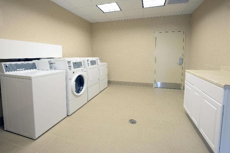 Hampton Inn & Suites Cincinnati/Kenwood 2
