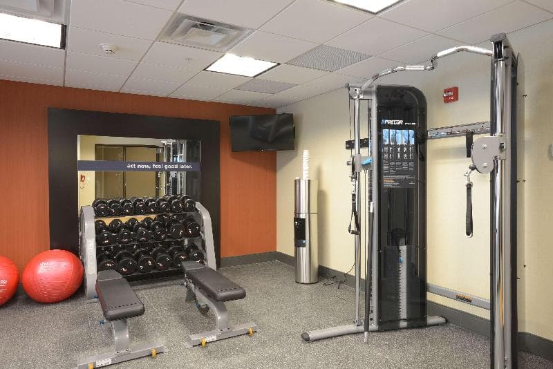 Hampton Inn & Suites Cincinnati/Kenwood 4