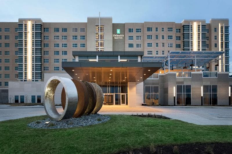 Embassy Suites by Hilton Kansas City Olathe 1