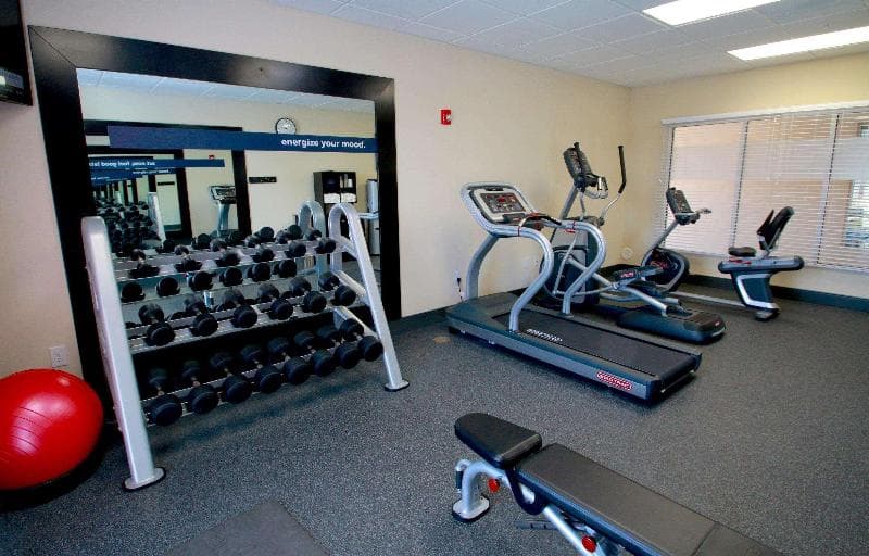 Hampton Inn Suffolk 2