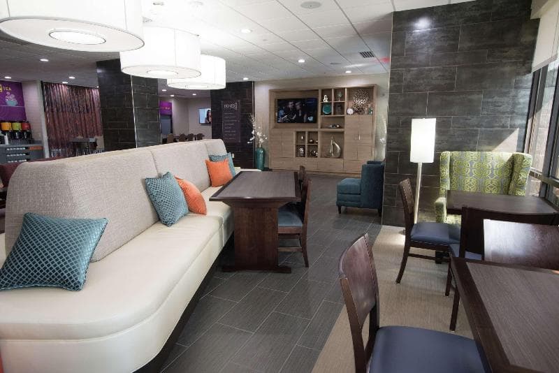 Home2 Suites by Hilton Tulsa Hills 4