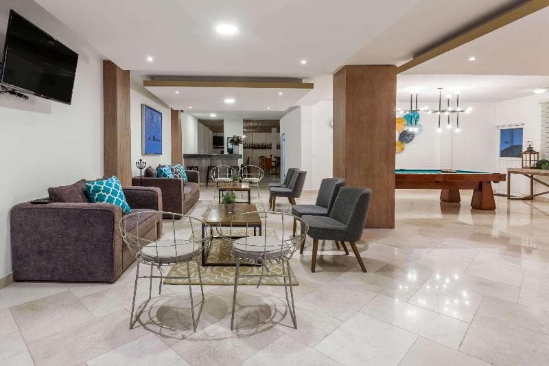 Howard Johnson By Wyndham Guanajuato Leon Avenida 5