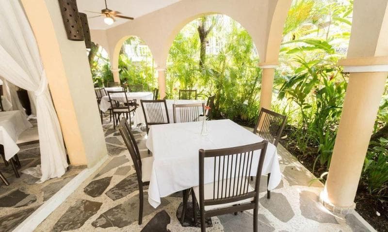 The Coconut Palms Resort 5