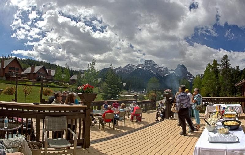 Banff Gate Mountain Resort 5