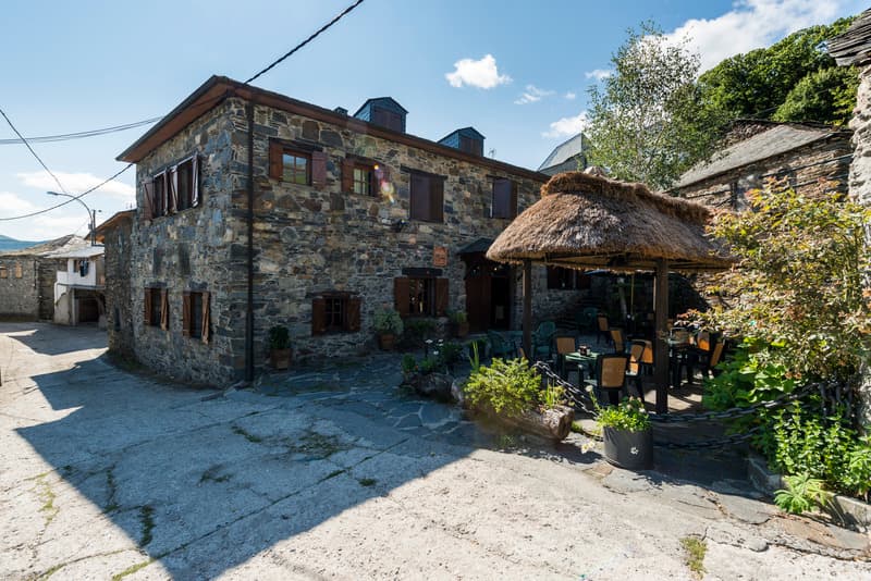 Hotel Rural Valle De Ancares main