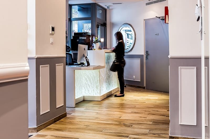 Hotel District Republique 4