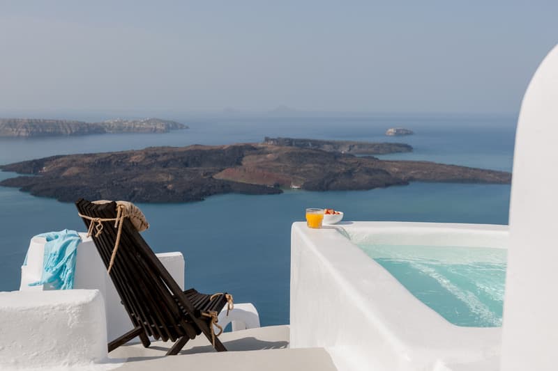 Cocoon Suites main
