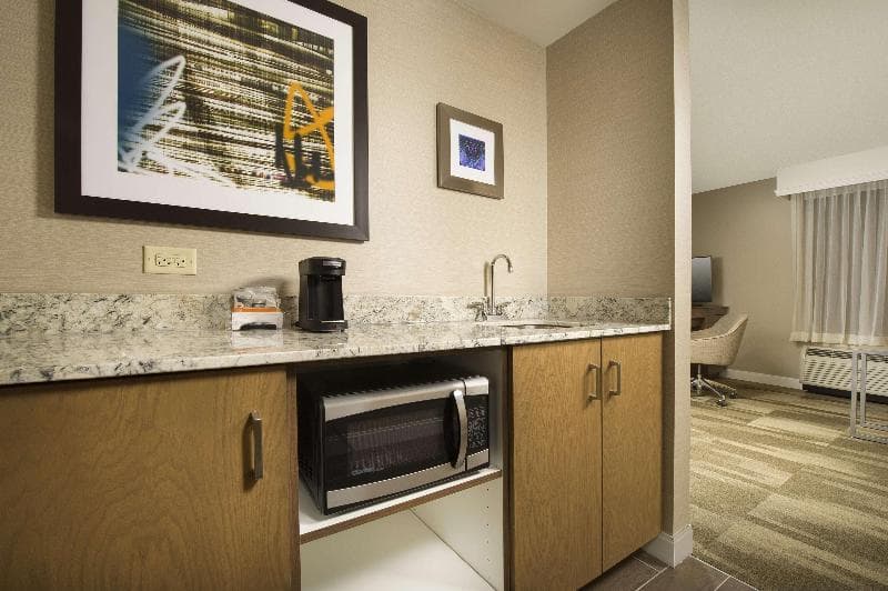 Hampton Inn & Suites Syracuse/Carrier Circle 3