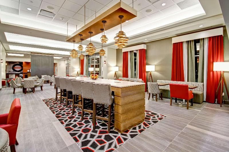 Hampton Inn & Suites by Hilton Medicine Hat 5