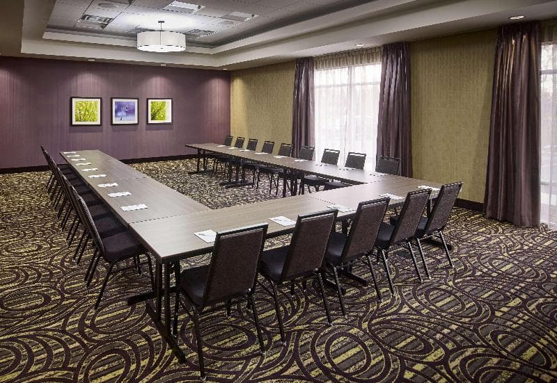 Hampton Inn by Hilton Sarnia/Point Edward photo 1