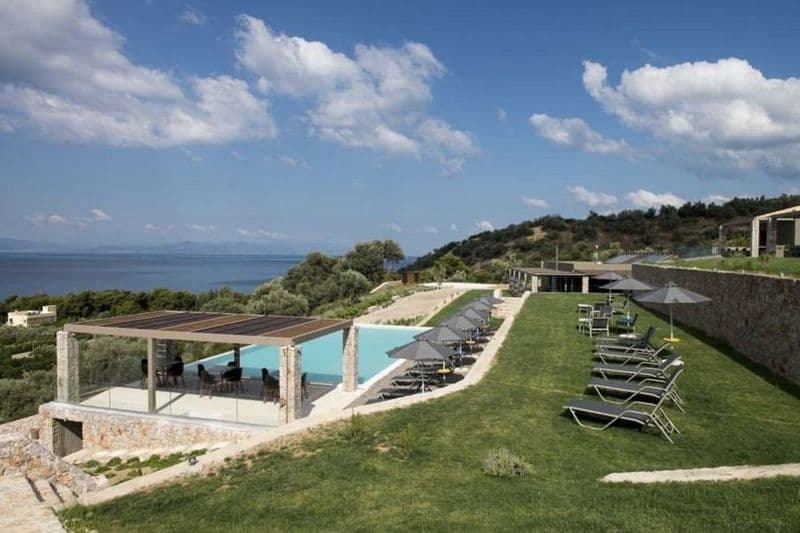 Elimnion Resort main