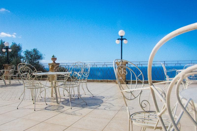 Caposperone Resort 5