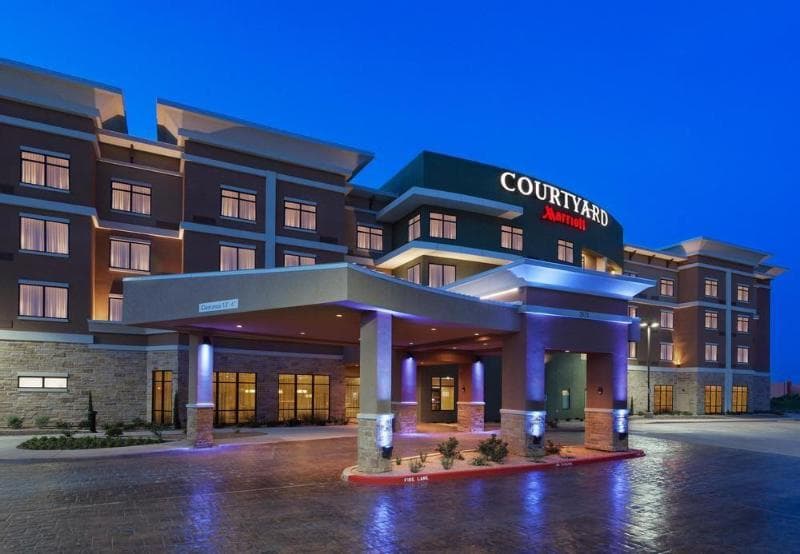 Courtyard San Angelo 2