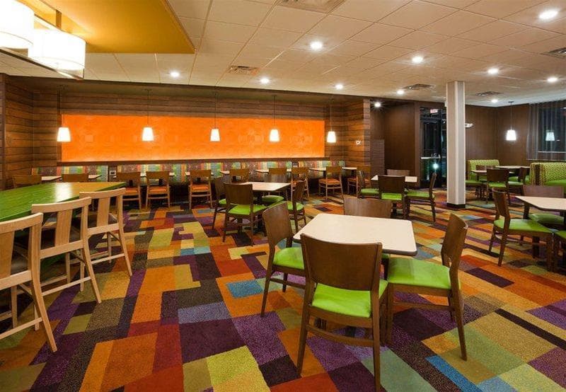 Fairfield Inn & Suites St. Paul Northeast 3