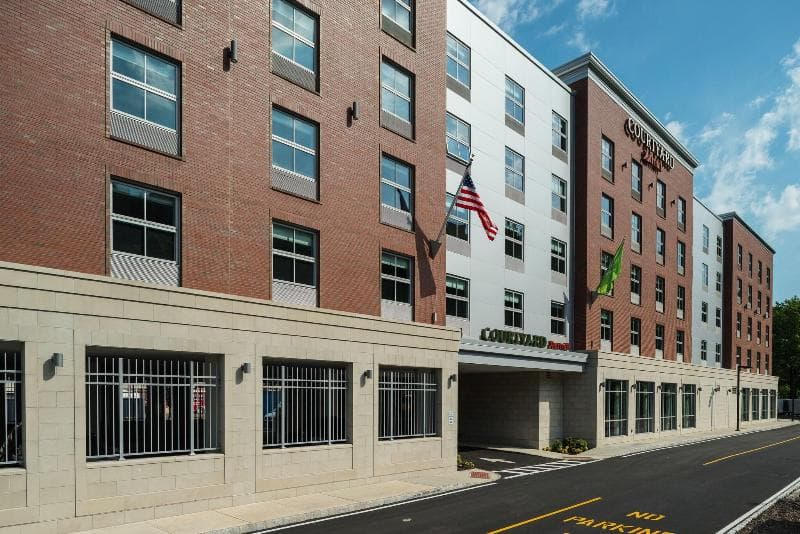 Courtyard By Marriott Edgewater Nyc Area 5
