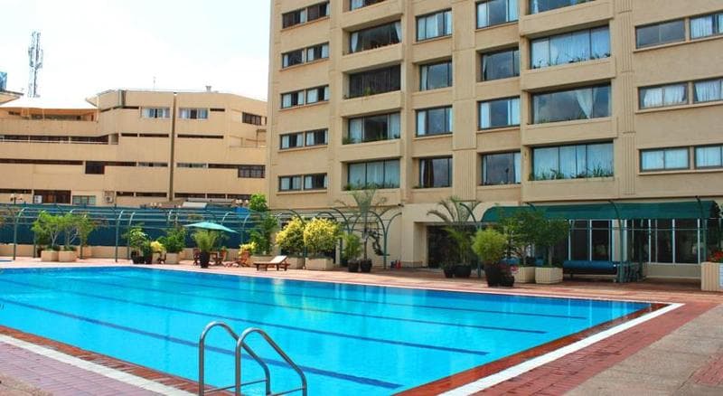 Yaya Towers & Hotel main