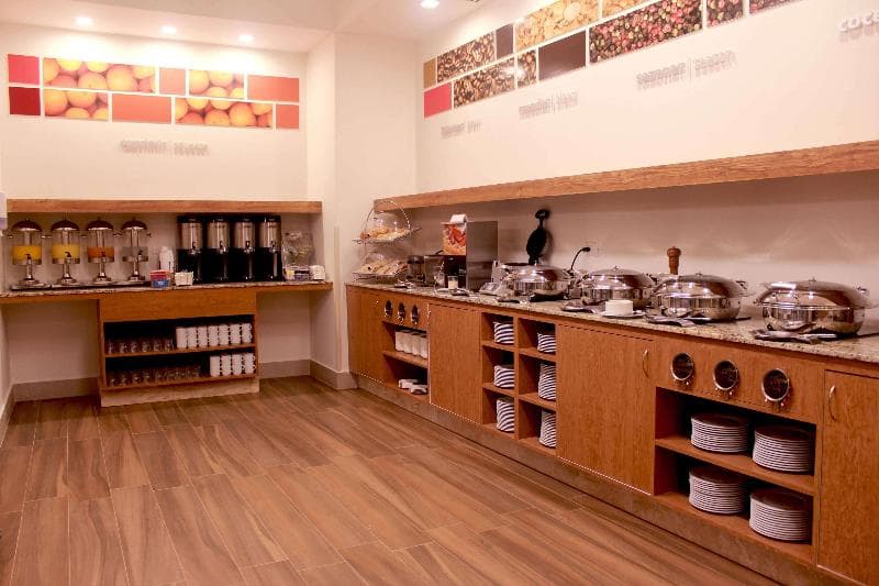 Hampton Inn By Hilton Merida 3