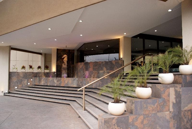 Best Western Plus Plaza Florida & Tower 2