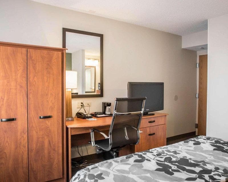 Sleep Inn Midway Airport 4