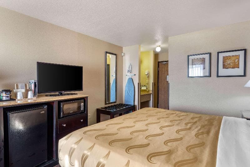 SureStay Plus by Best Western Silver City 3
