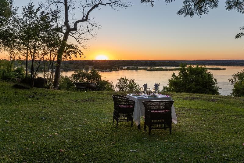 The River Club 5