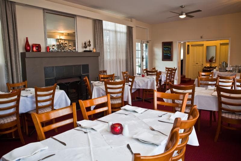 Abbotsleigh Motor Inn main