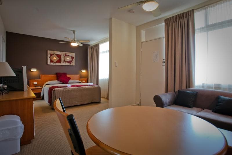 Abbotsleigh Motor Inn 4