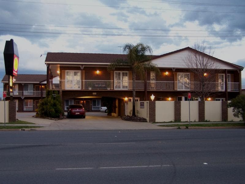 Albury Classic Motor Inn main