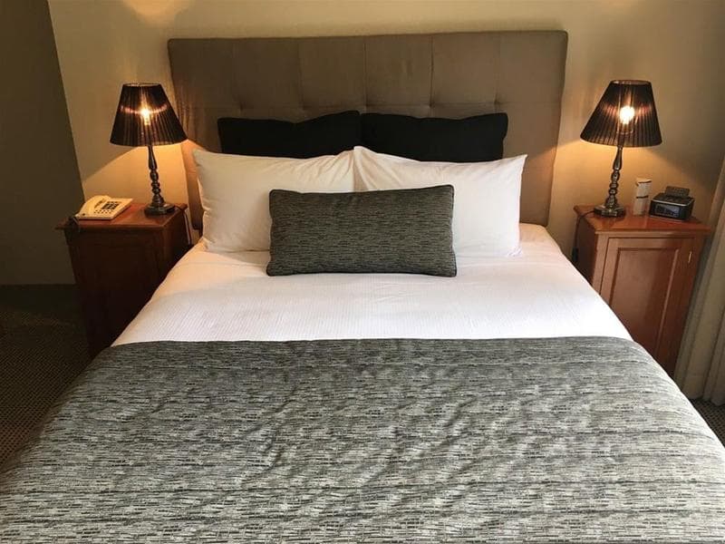 The Belmore All Suite Hotel photo 1