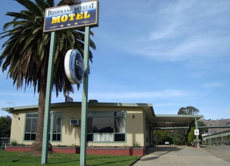 Bushmans Retreat Motor Inn main