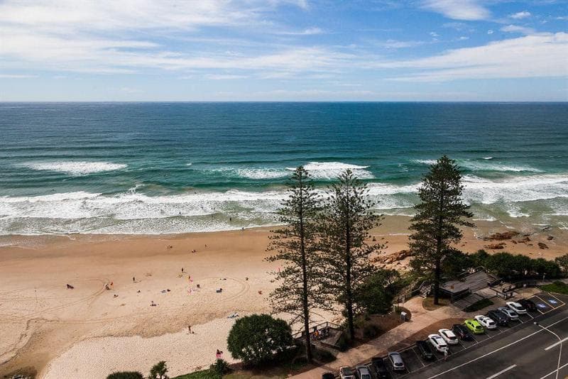 Coolum Caprice Luxury Holiday Apartments 4
