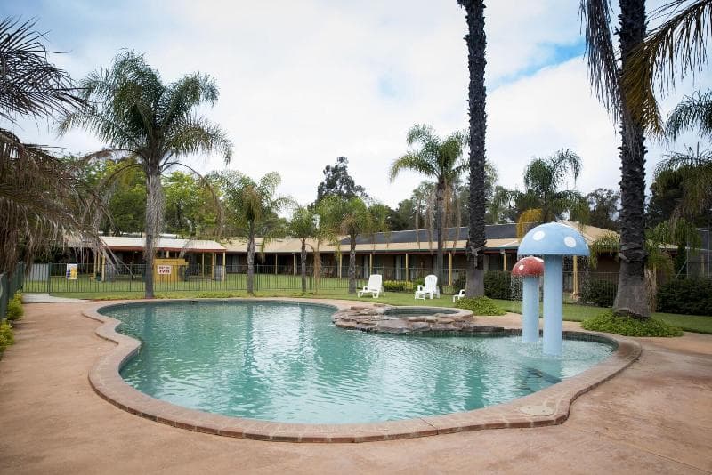 Barooga Country Inn Motel photo 1
