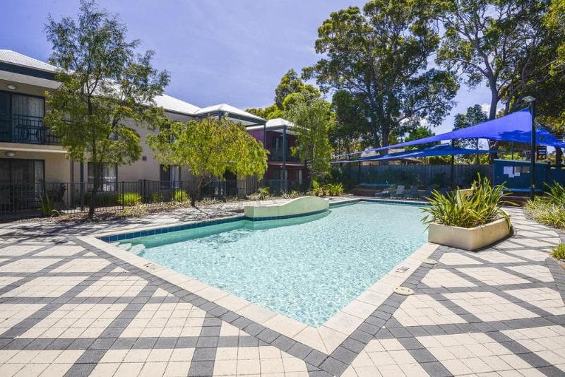 Leeuwin Apartments main