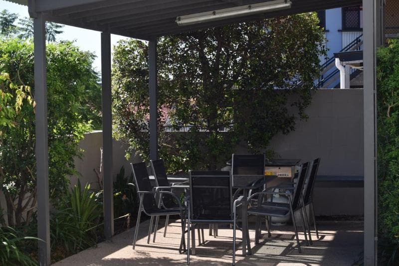 Gladstone Heights Executive Apartments 4
