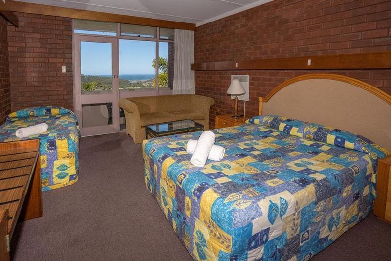 Hillcrest Motor Inn 3